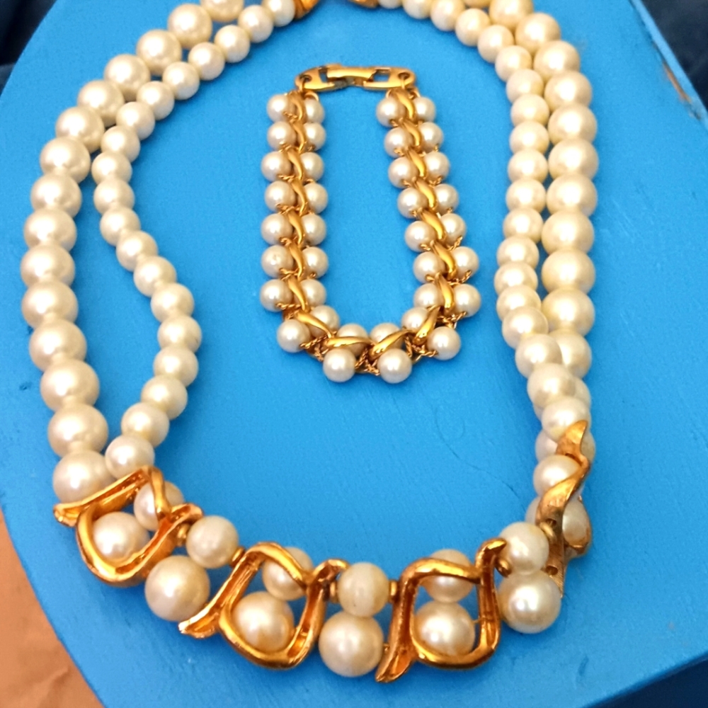 Women's Jewelry